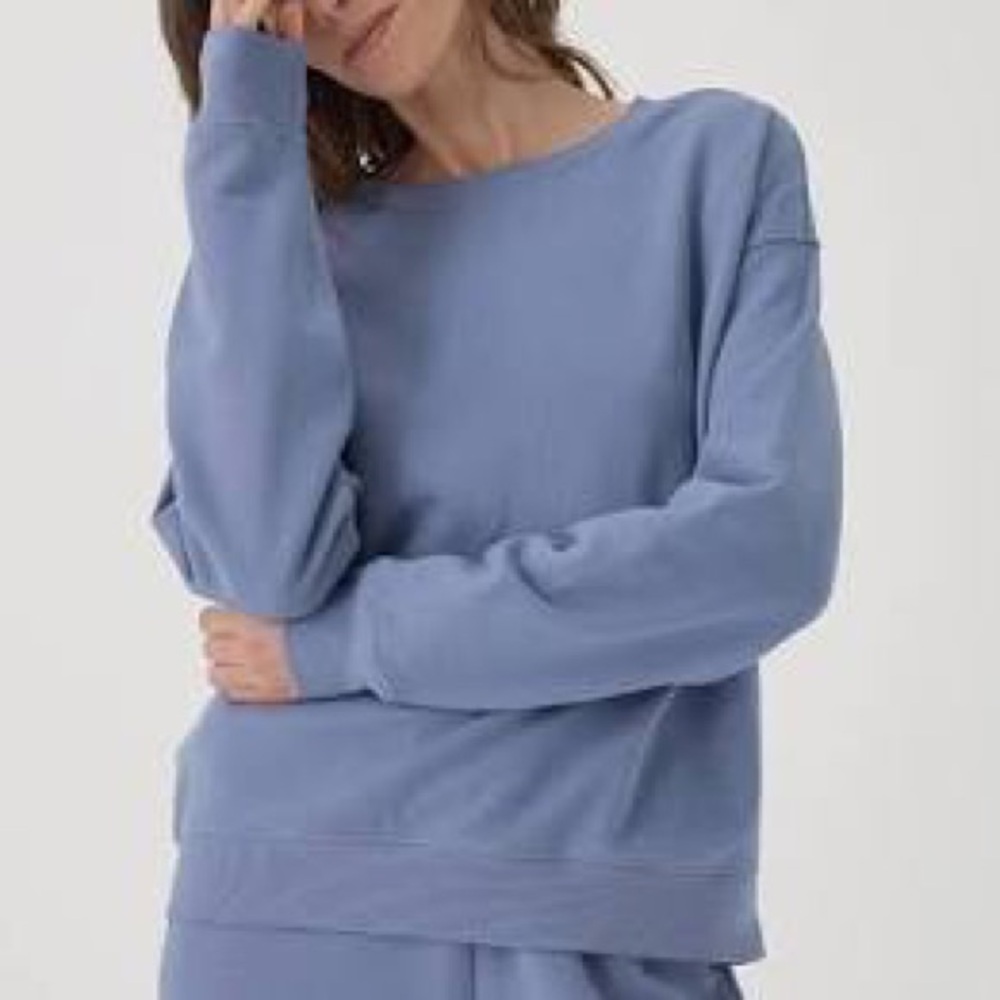 Pact Women's Blue Sweatshirt